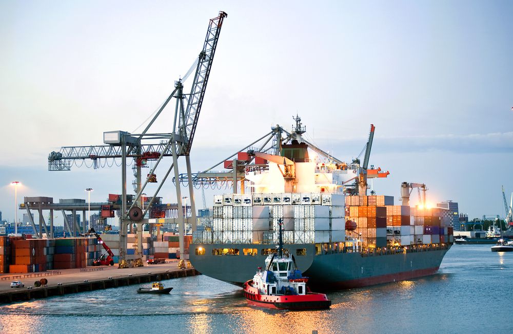 Importação e exportação marítima